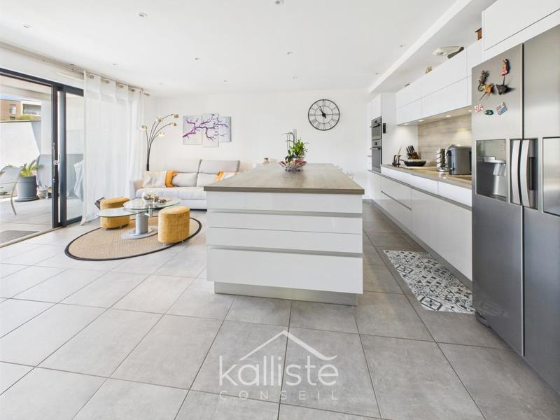 Appartement - 71 m² - 3 pièces