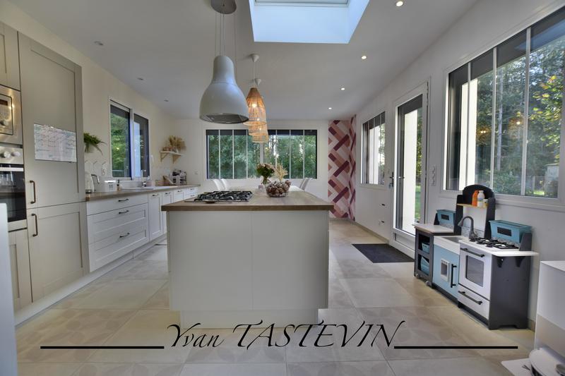 Villa - 155 m² - 6 pièces