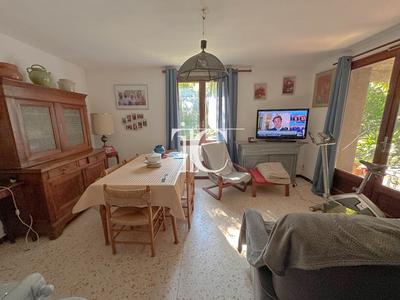 Maison - 187 m² - 8 pièces