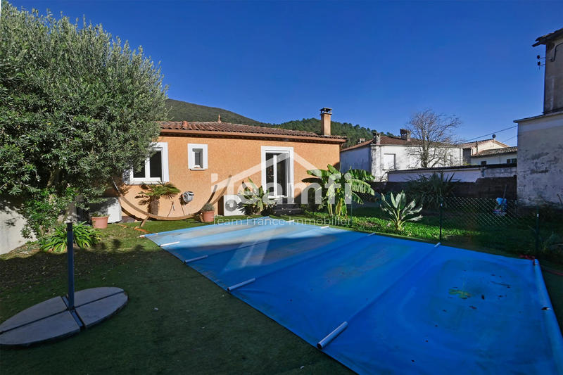 Maison - 115 m² - 4 pièces