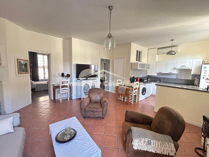 Appartement - 72 m² - 3 pièces