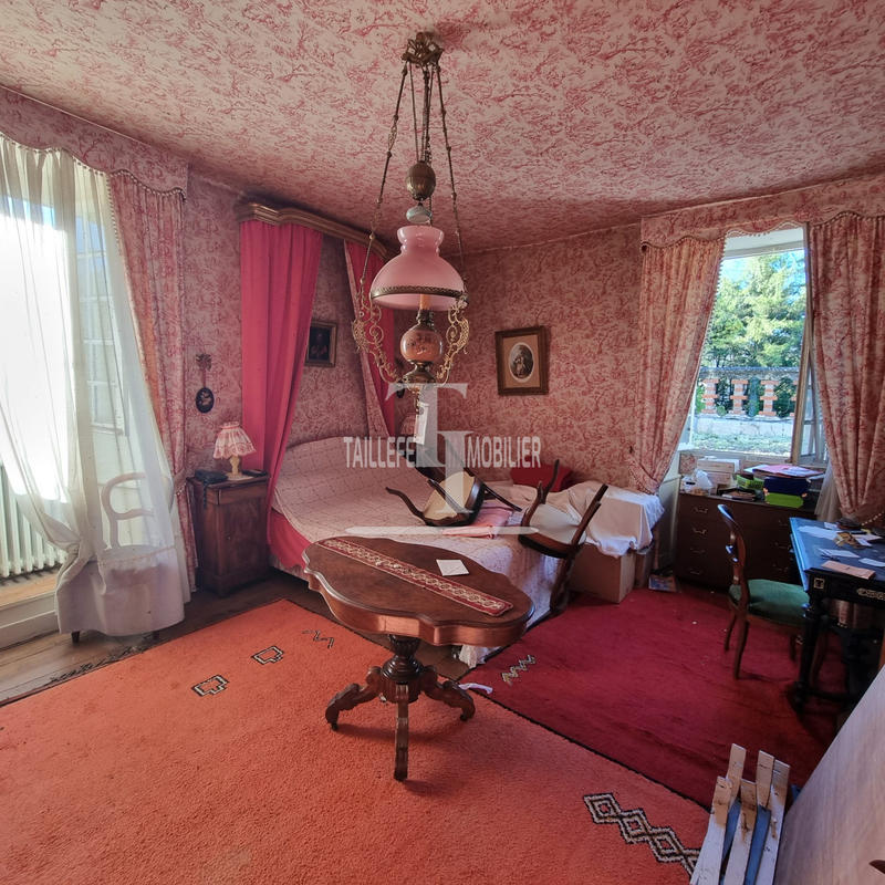 Maison ancienne - 180 m² - 7 pièces