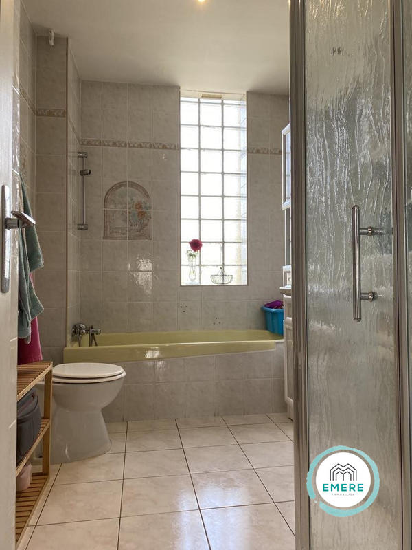 Maison - 160 m² - 5 pièces