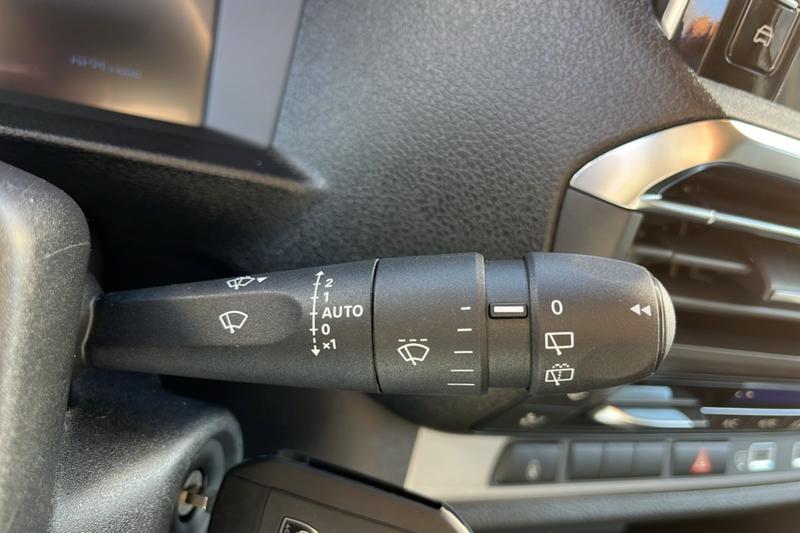 Peugeot Traveller 2.0 180 Eat8 Xl Business