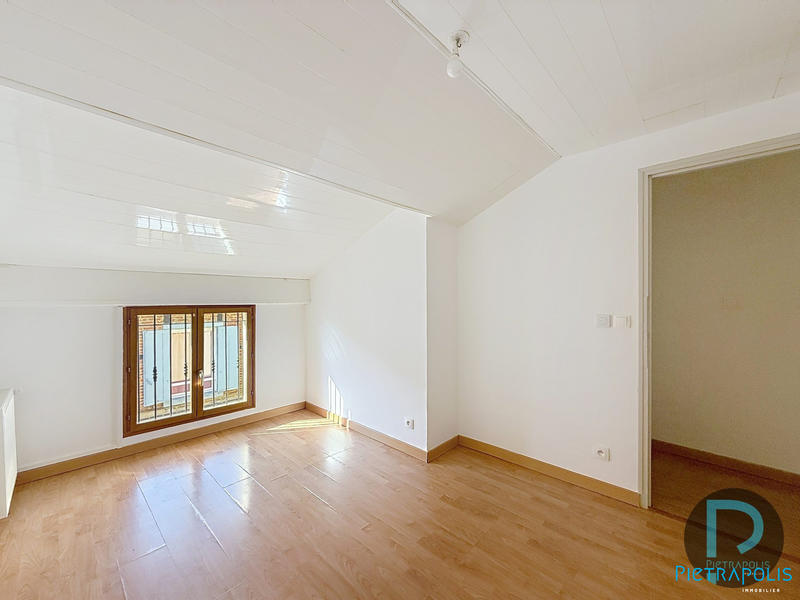 Appartement - 67 m² - 4 pièces