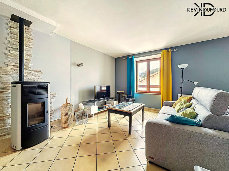 Maison de village - 100 m² - 4 pièces