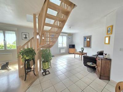 Maison - 130 m² - 6 pièces