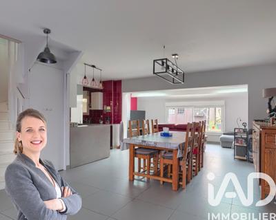 Maison - 90 m² - 5 pièces