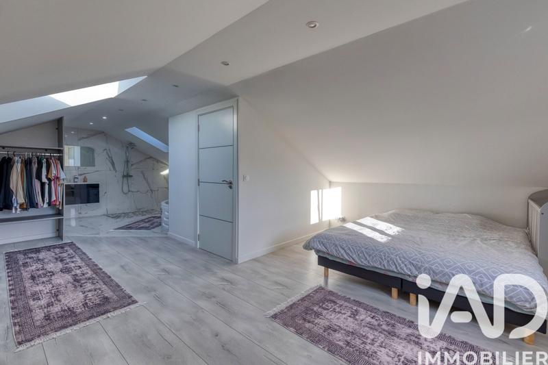 Maison - 149 m² - 5 pièces