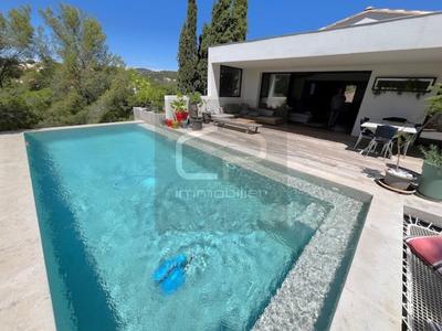 Maison d'architecte - 200 m² - 6 pièces