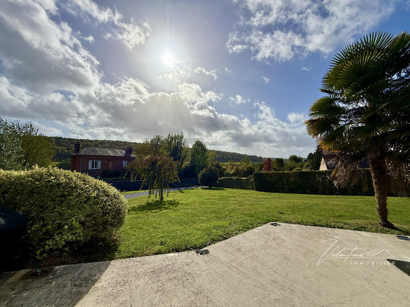 Maison contemporaine - 142 m² - 7 pièces