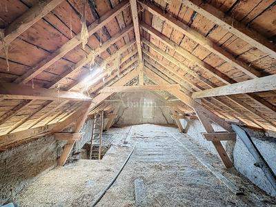 Maison - 110 m² - 3 pièces