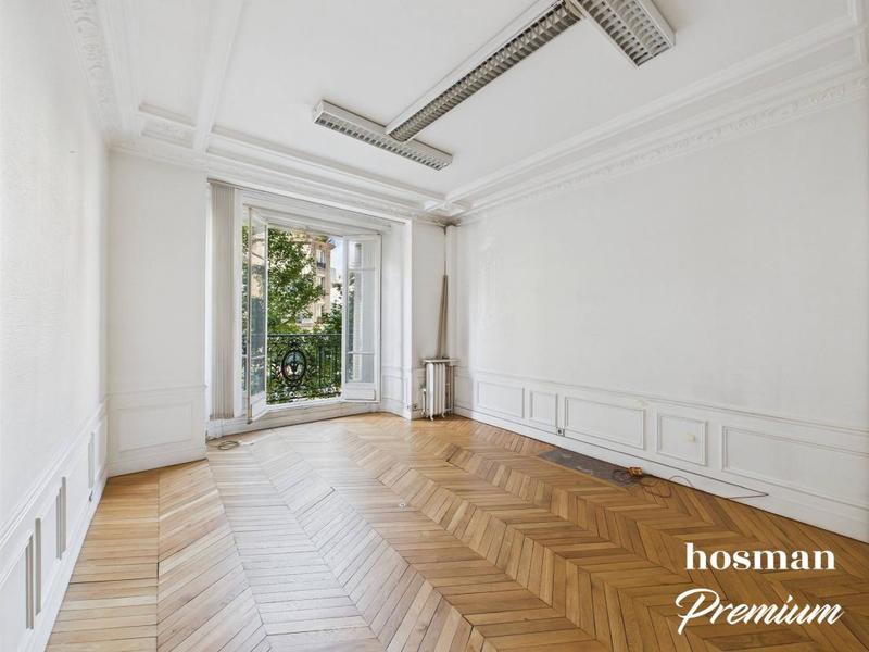 Appartement - 99 m² - 4 pièces