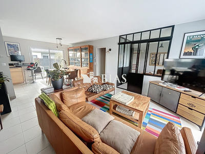 Maison - 90 m² - 4 pièces