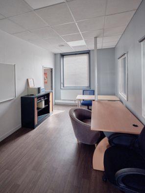 Bureau - 908 m²