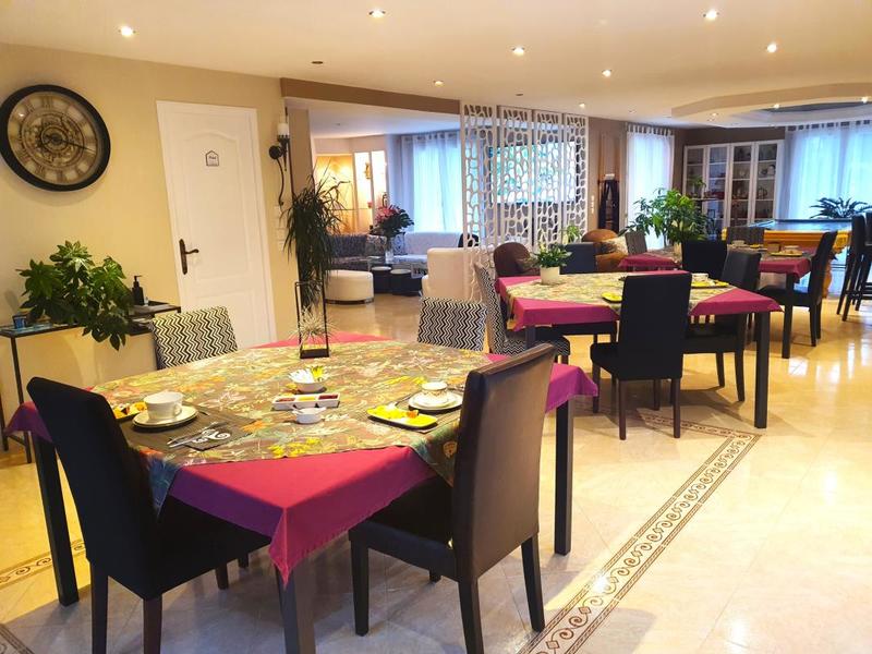 Propriété - 500 m² - 12 pièces