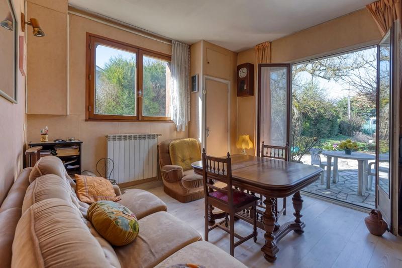 Maison - 217 m² - 10 pièces