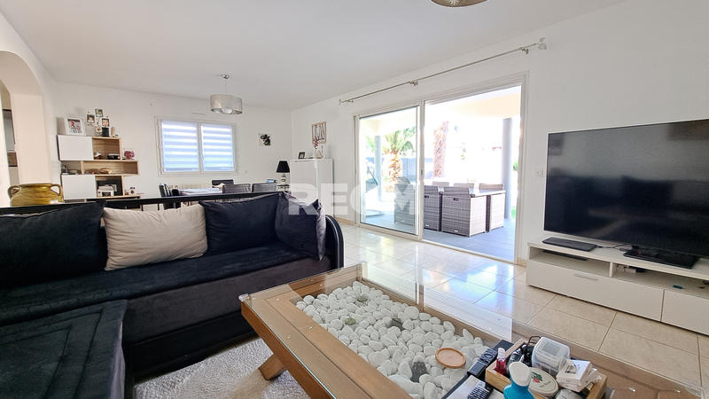 Maison - 180 m² - 6 pièces