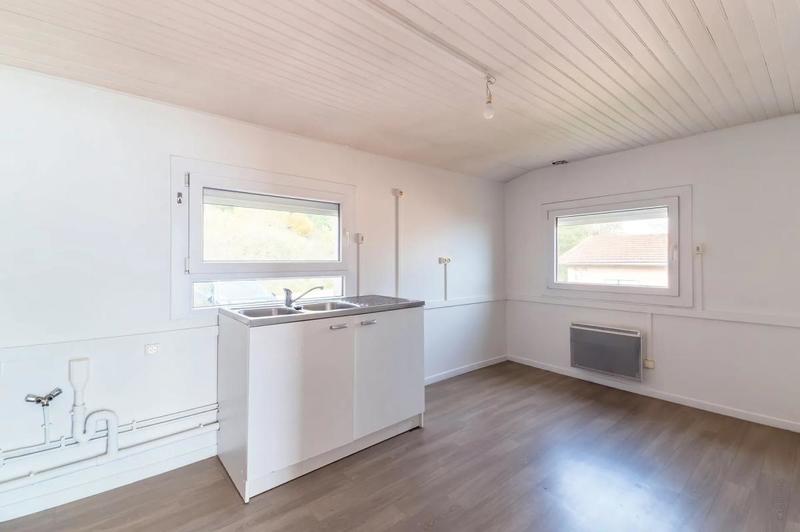 Appartement - 96 m² - 5 pièces