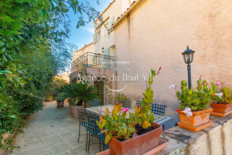 Maison de village - 161 m² - 5 pièces