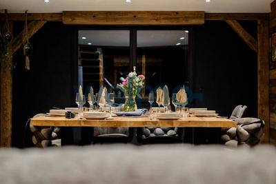 Châlet - 220 m² - 8 pièces