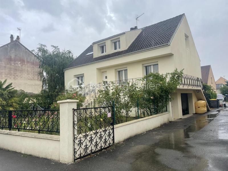 Maison de ville - 146 m² - 7 pièces