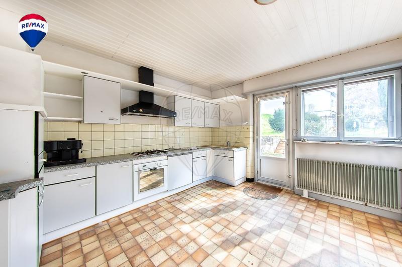 Maison - 158 m² - 7 pièces