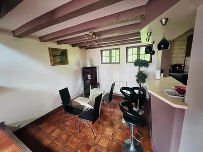 Maison - 153 m² - 7 pièces