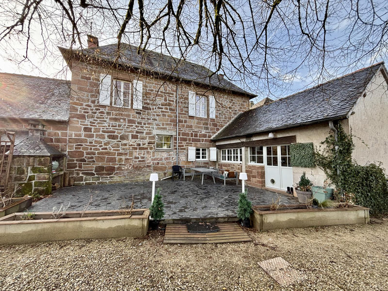Maison - 138 m² - 7 pièces