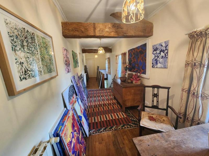 Maison - 360 m² - 12 pièces