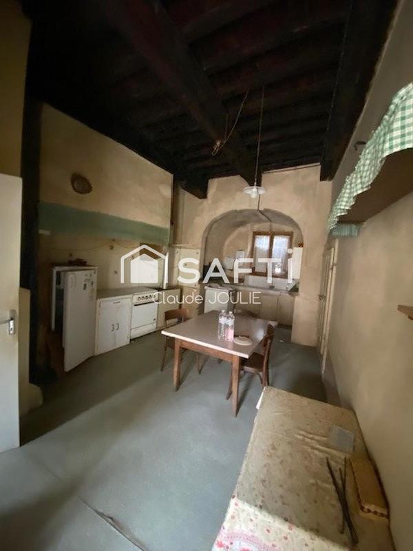 Maison - 104 m² - 4 pièces