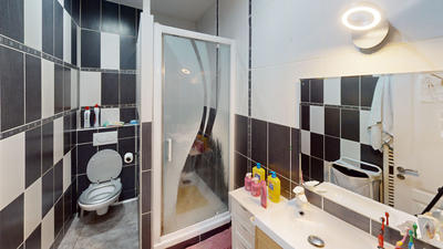 Appartement - 82 m² - 4 pièces