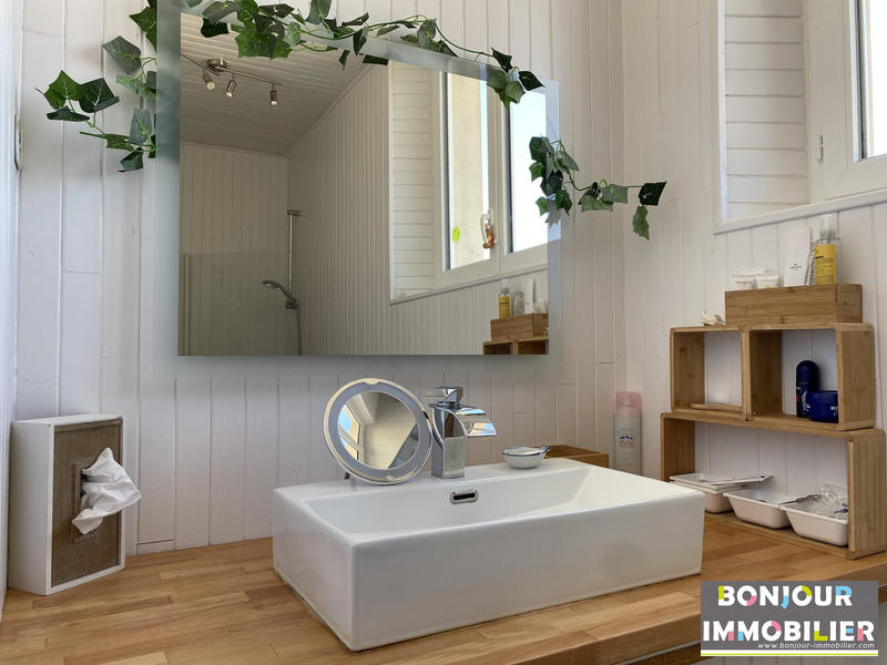 Maison traditionnelle - 176 m² - 6 pièces