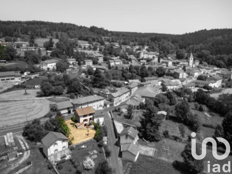 Maison de village - 100 m² - 4 pièces