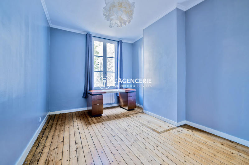 Appartement - 75 m² - 3 pièces