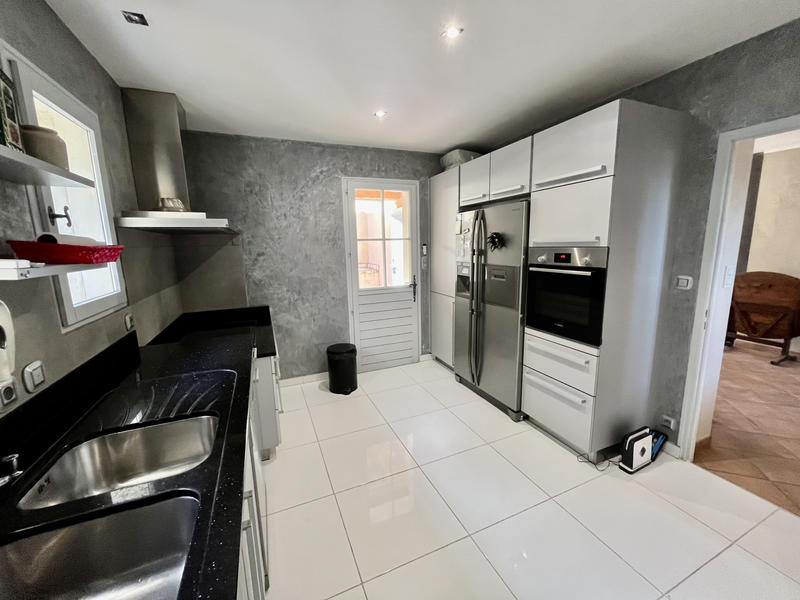 Villa - 172 m² - 5 pièces