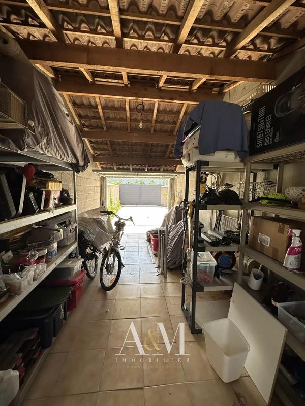 Villa - 90 m² - 4 pièces