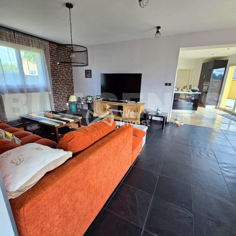 Maison - 200 m² - 8 pièces