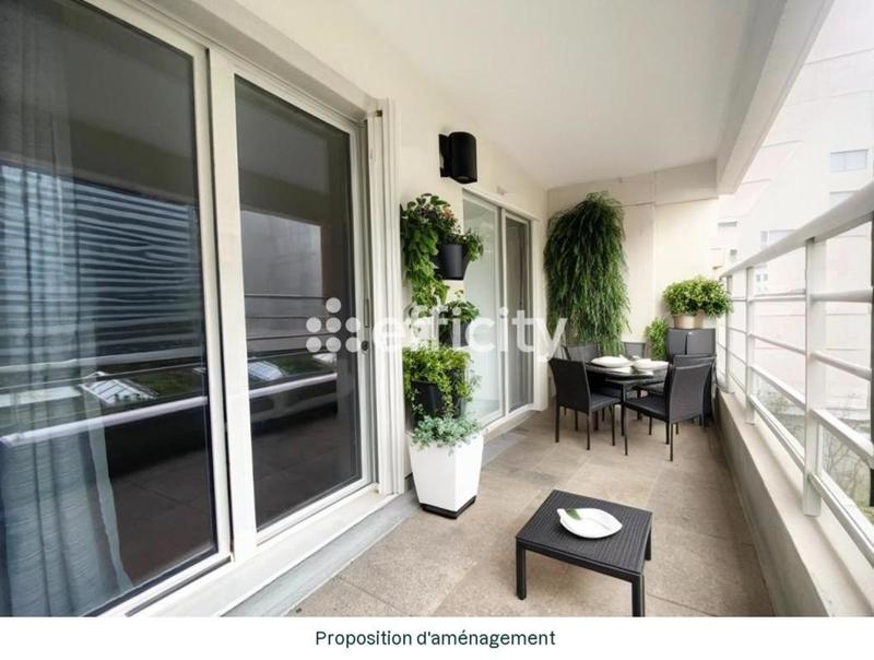 Appartement - 140 m² - 5 pièces
