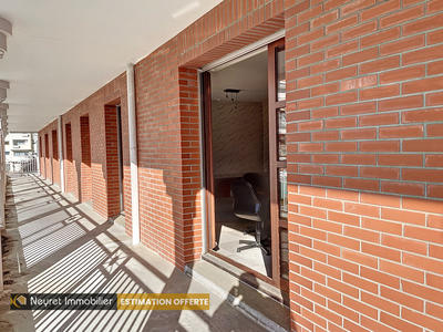 Appartement - 257 m² - 12 pièces