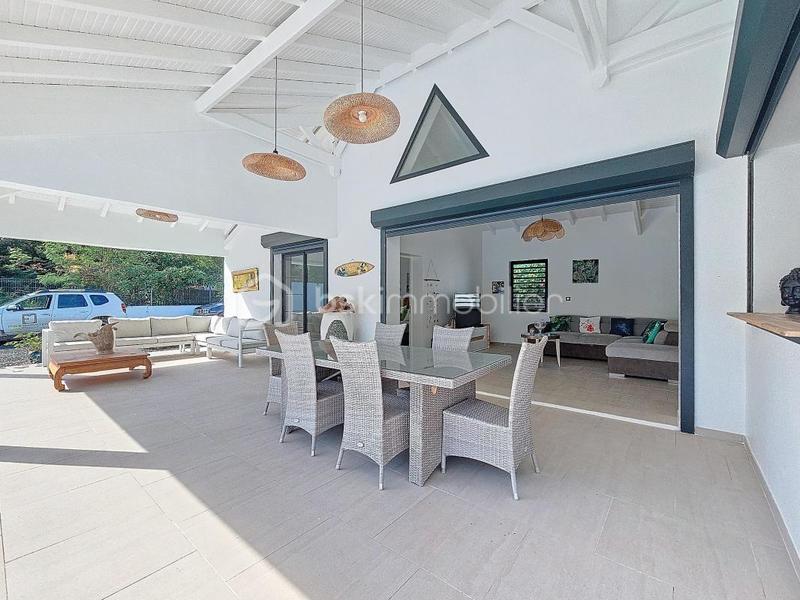 Villa - 110 m² - 4 pièces