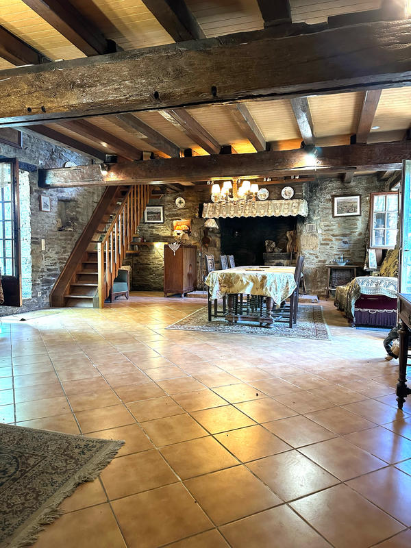 Villa - 201 m² - 7 pièces