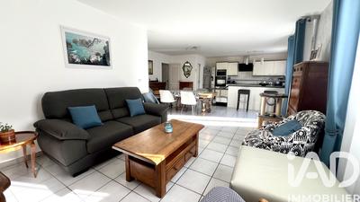 Maison - 96 m² - 4 pièces