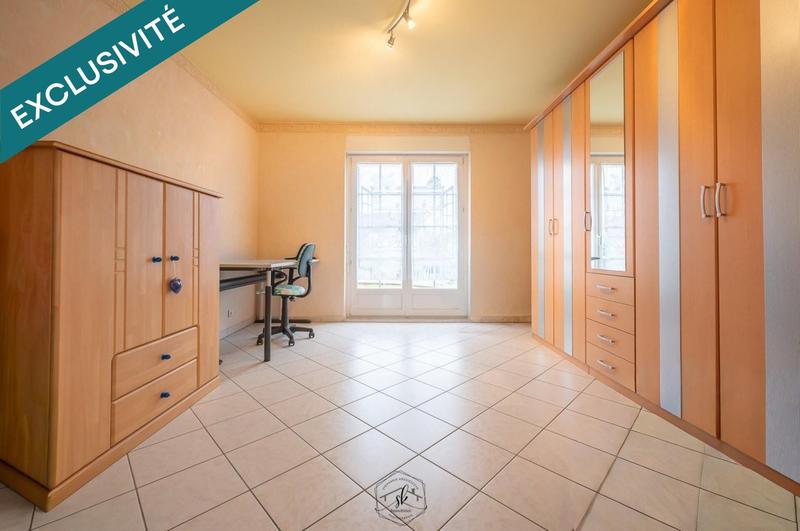 Maison - 315 m² - 11 pièces