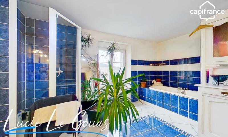 Haras - 239 m² - 9 pièces