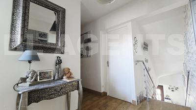 Maison - 183 m² - 10 pièces