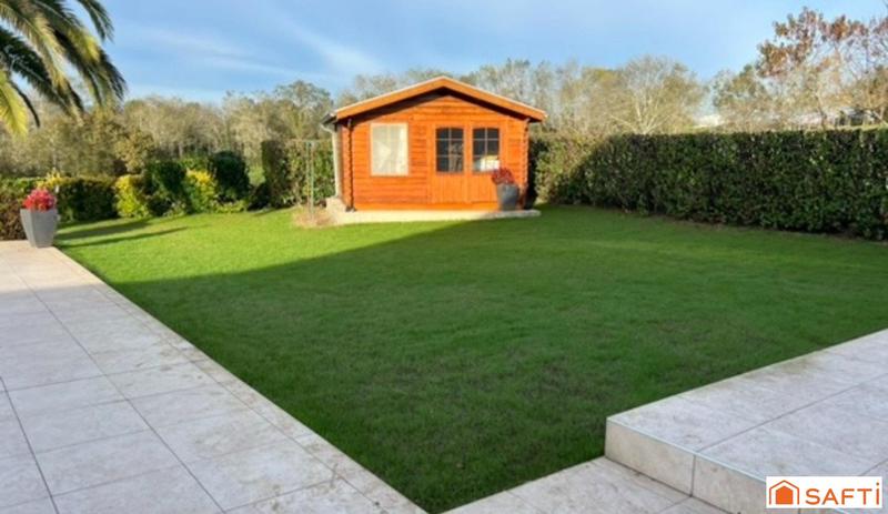 Villa - 200 m² - 6 pièces