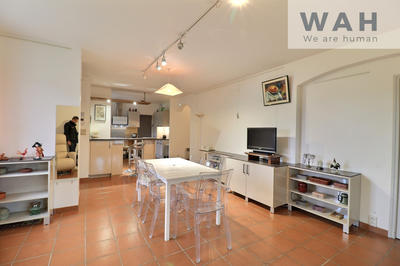 Villa - 100 m² - 5 pièces