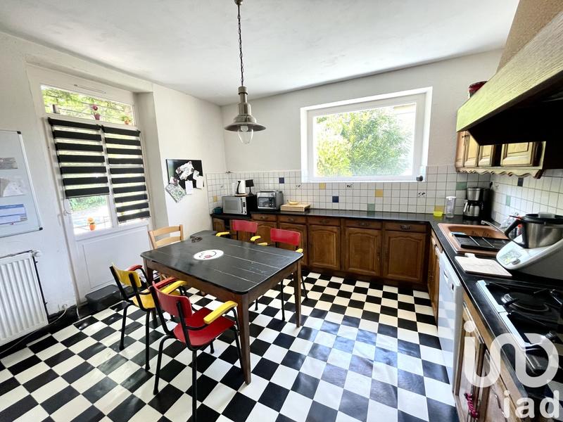 Maison - 189 m² - 9 pièces