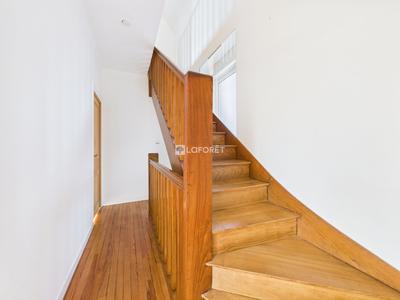 Maison - 152 m² - 7 pièces